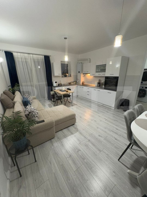 Apartament de vanzare, cu 2 camere, 51 mp, cu loc de parcare