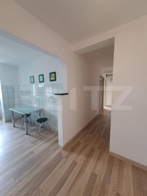 Apartament de vanzare, decomandat, 3 camere, 70 mp, Brasov -