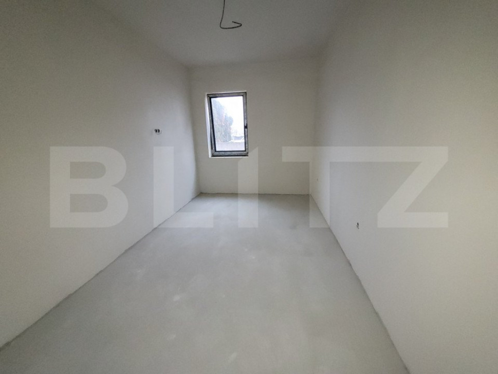 Apartament 3 camere, 65 mp, 2 bai, bloc nou, zona Clujana M