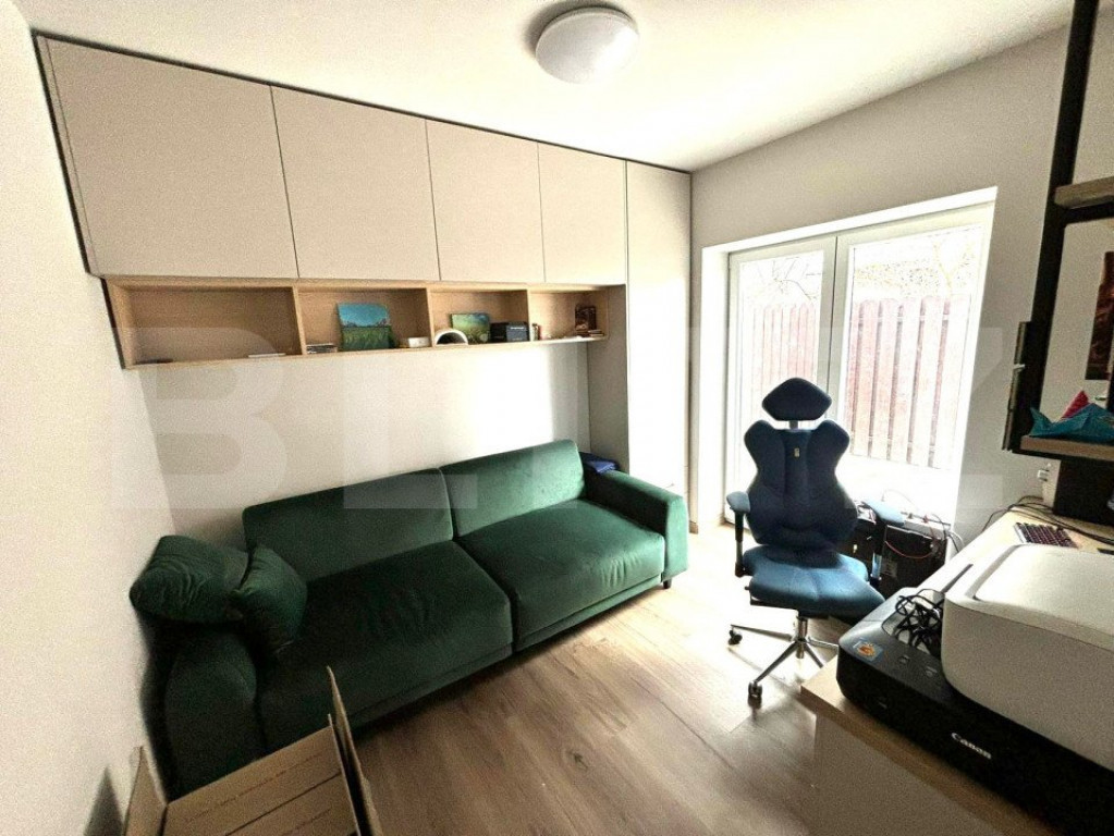 Casa de vanzare, 5 camere, 115 mp, pe 2 nivele, zona ultacen