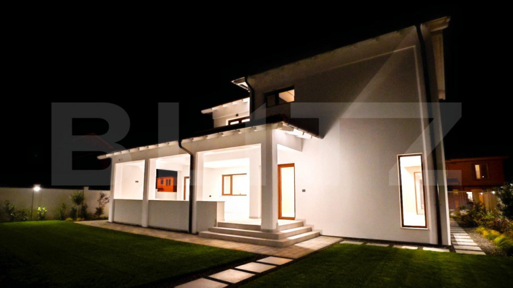 Casa de LUX de vanzare, 230 mp, zona Ciarda Rosie