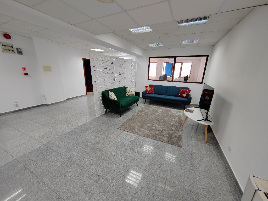 Zona Domenii - Ion Mihalache spatiu in imobil birouri 6 camere