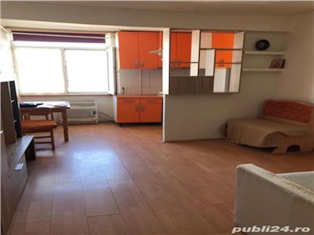 Garsoniera zona Noua.