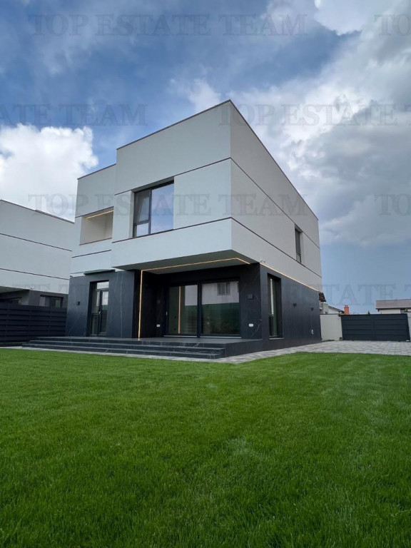 Vila luxury individuala 5 camere, Tunari, 500 mp curte