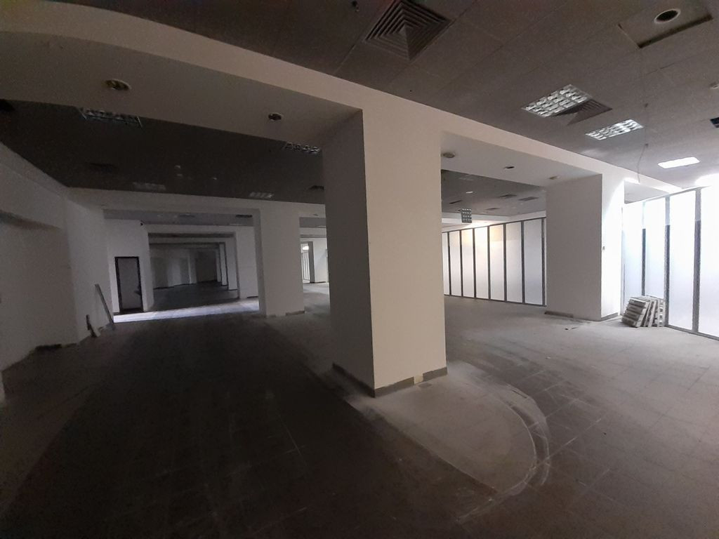 Piata Unirii-spatiu comercial 2000mp