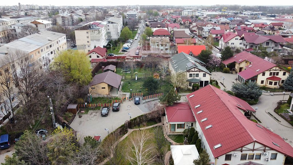 Spatiu plus teren 1600 mp Focsani