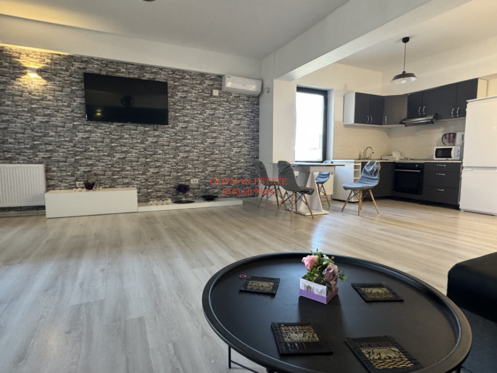 3 Camere 140mp Termen lung