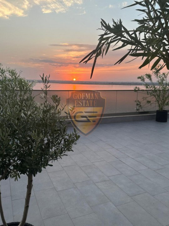 Penthouse 3 camere Parcare privata Solid Residence Butoaie