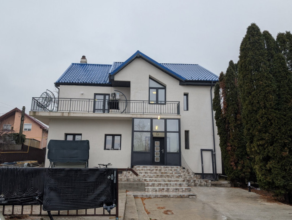 Casă/Vilă de vânzare în Șerbănești, Bacău