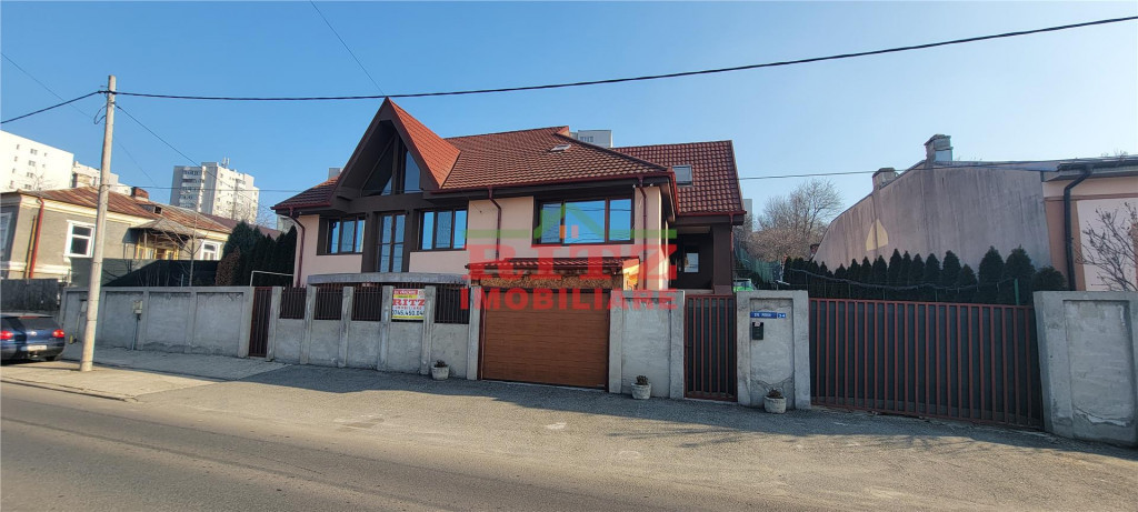 / Casa multiple functionalitati , Zona Parcul Pitesti!