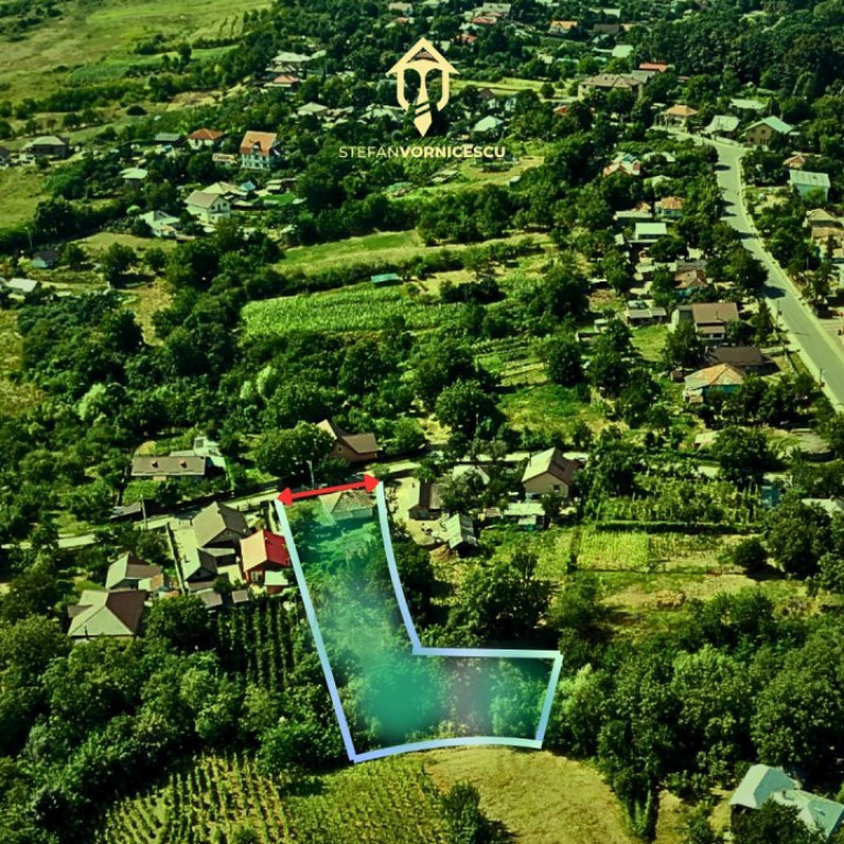 Teren cu casa de V&acirc;nzare: 1200 mp - B&acirc;rnova