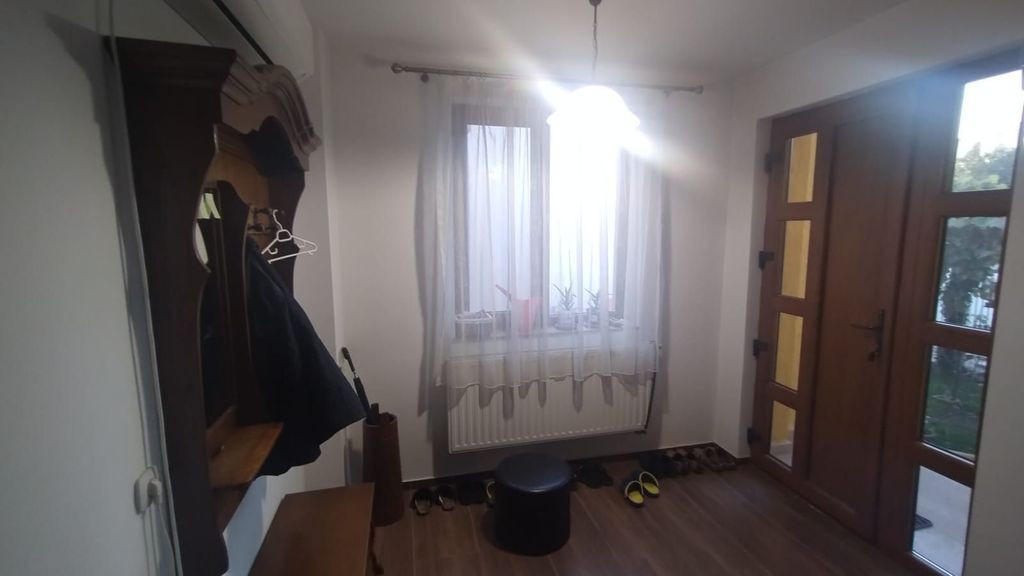Casă P+M zona centrală Trocadero