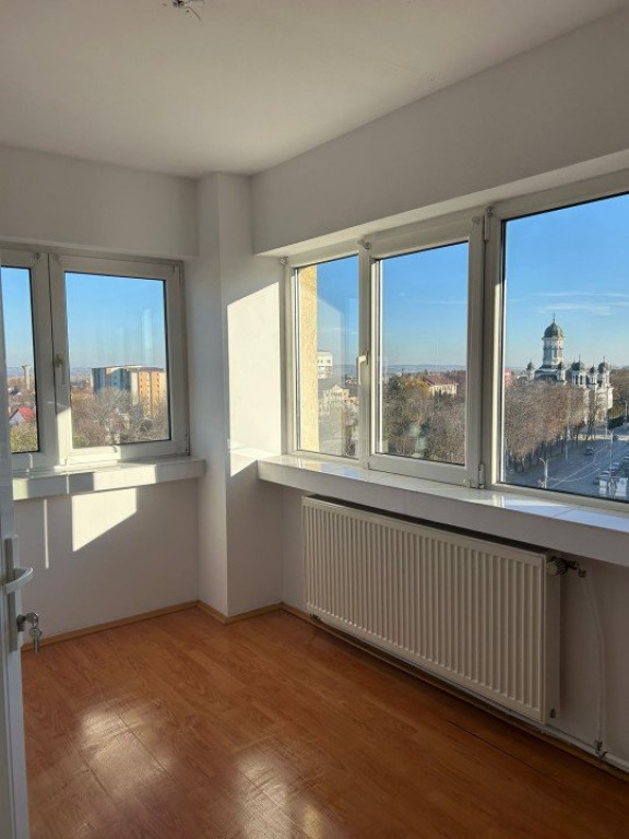 Apartament cu 2 camere, 59 mp utili, zona Centrala, Radauti
