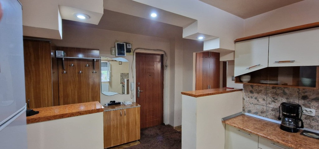 Apartament 2 camere de vanzare, str. Moldovei / Rogerius