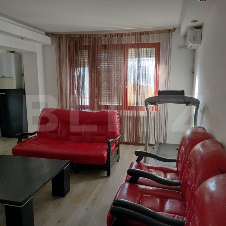 Apartament cu 4 camere, 91 mp, zona Unirii