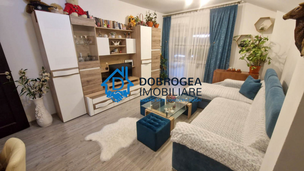 LICEUL ECONOMIC- 2 CAMERE DECOMANDAT , MOBILAT SI UTILAT, CE