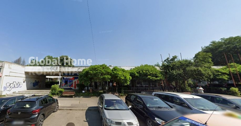 Spatiu Comercial 295 MP - Vitrina 22ML | Complex Comercial P