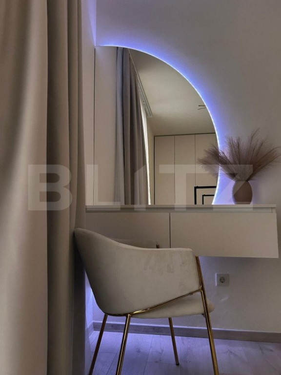 Apartament 3 camere, 65 mp, terasa 40 mp, loc de parcare, zo