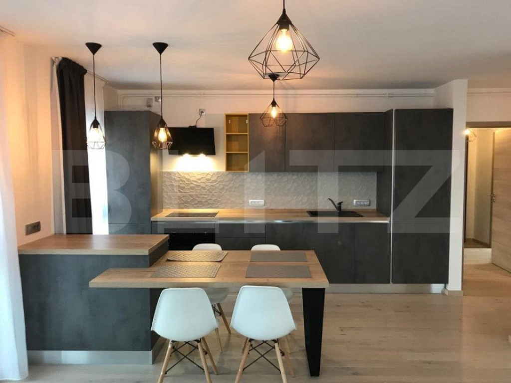 Apartament 3 camere, 70 mp, parcare subteran, zona semi-cen