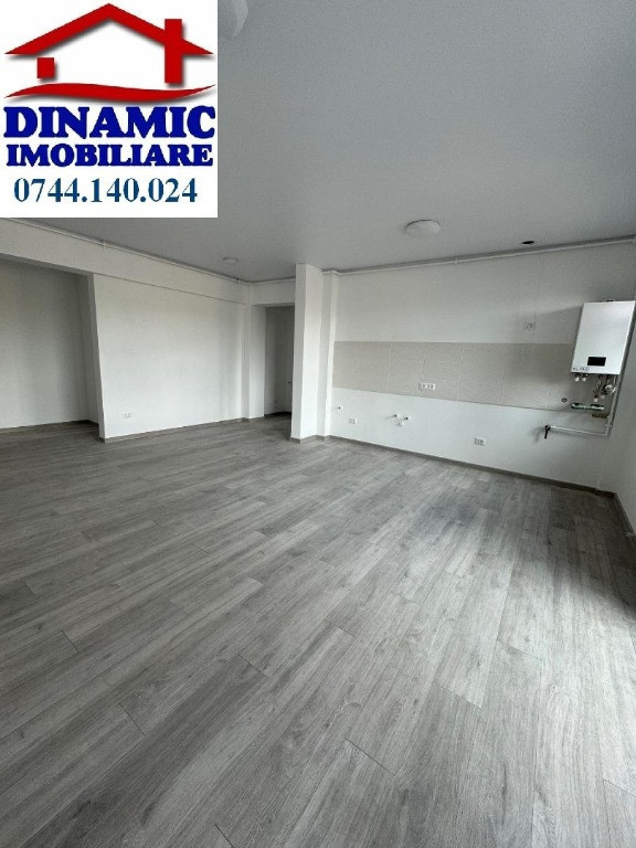 Apartament 2 cam., parter, Preț 350€/lunar