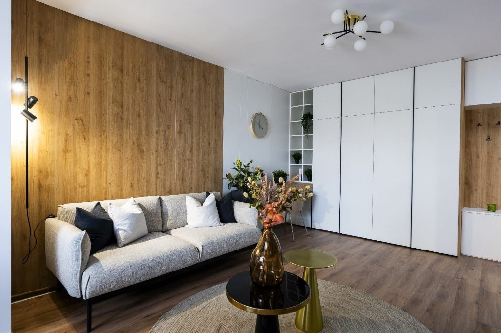 Apartament 2 camere semi-mobilat