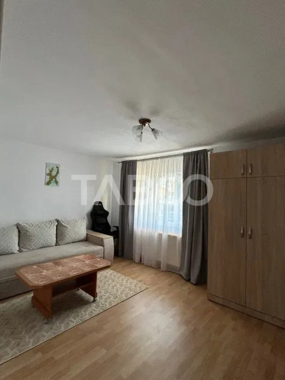 Apartament 2 camere de inchiriat decomandat 60 mp zona Centr