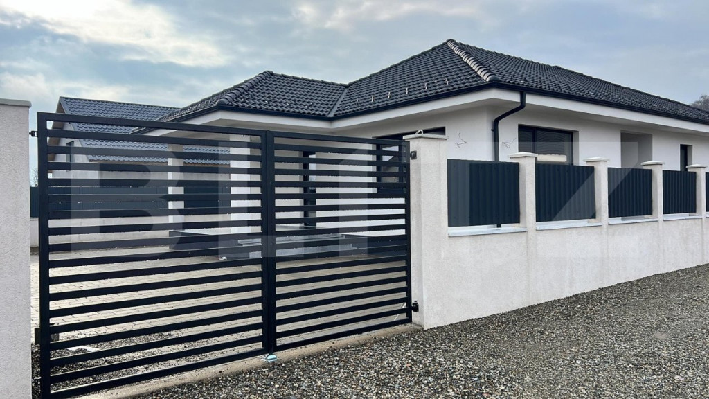 Casa smart, cu 4 camere, 120 mp+teren extins de 700 mp, zona