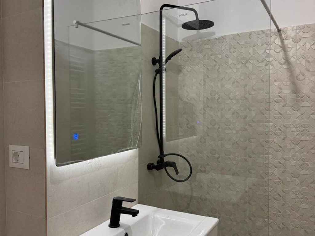 Apartament 2 cam, dec. Lidl Berceni Metalurgiei 84600 Euro