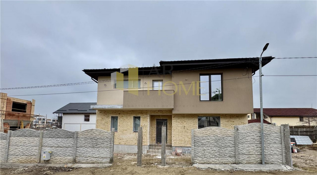 Casa P 1E, 4 camere, predare la gri, Paulesti