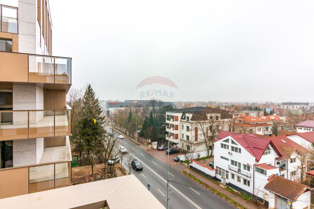 Apartament 3 camere de vânzare – Cortina 126, Bd. Erou...