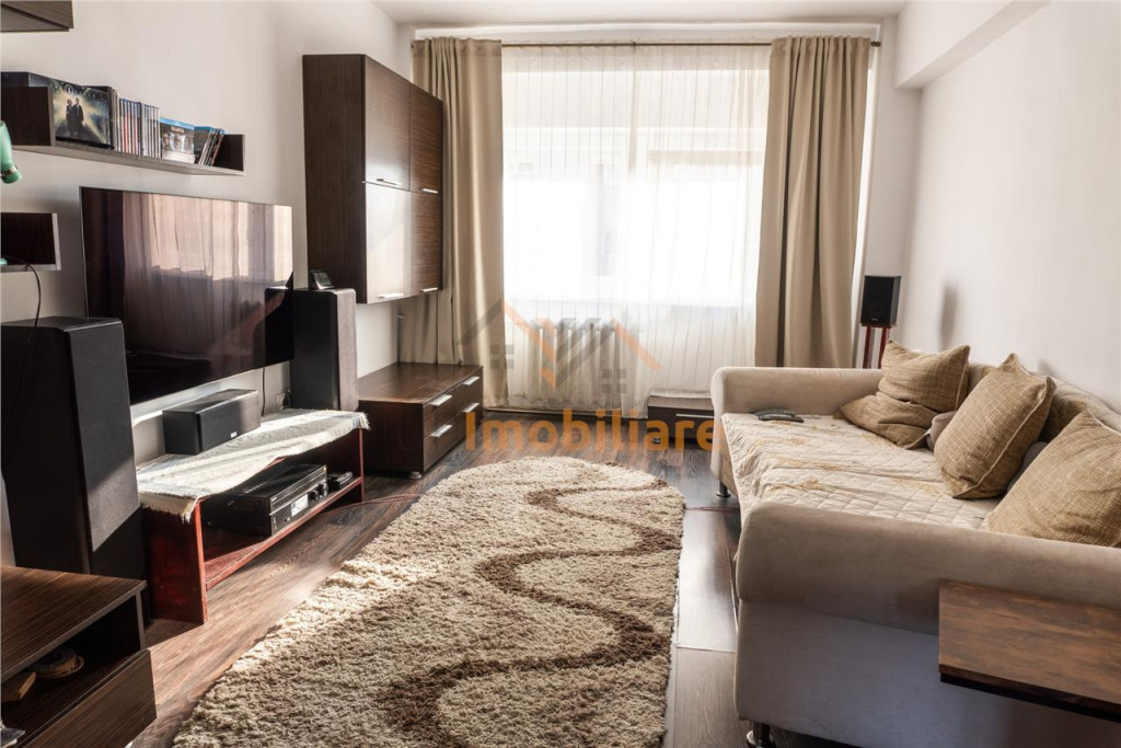 APARTAMENT 4 CAMERE ETAJ 4 CU LIFT STEFAN CEL MARE