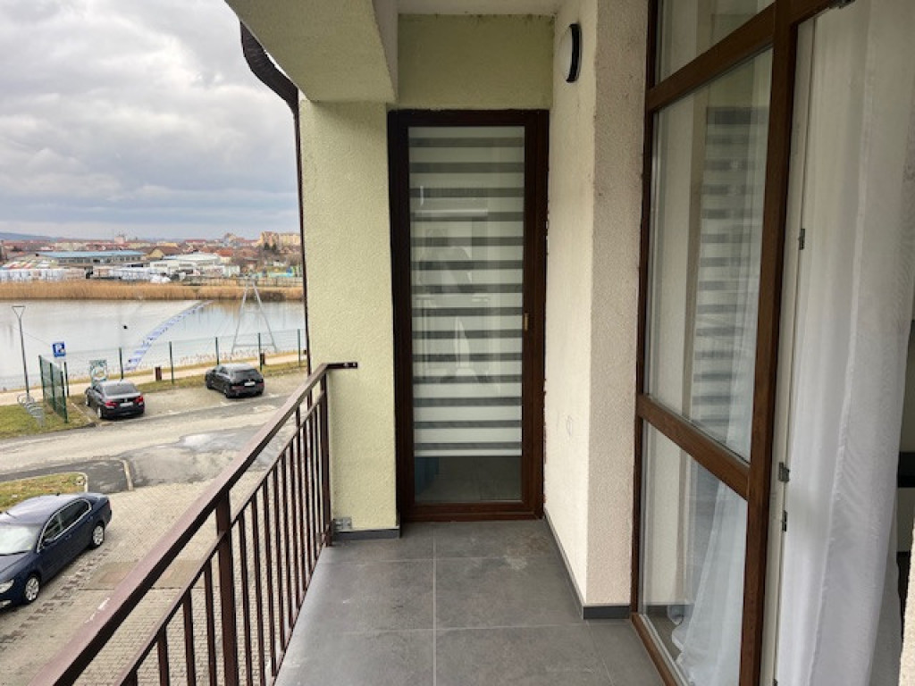 Ap nou 2 camere et 2 cu balcon parcare Lacul Binder