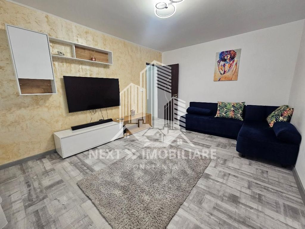 Apartament modern 3 camere mobilat/utilat - Casa de Cultură