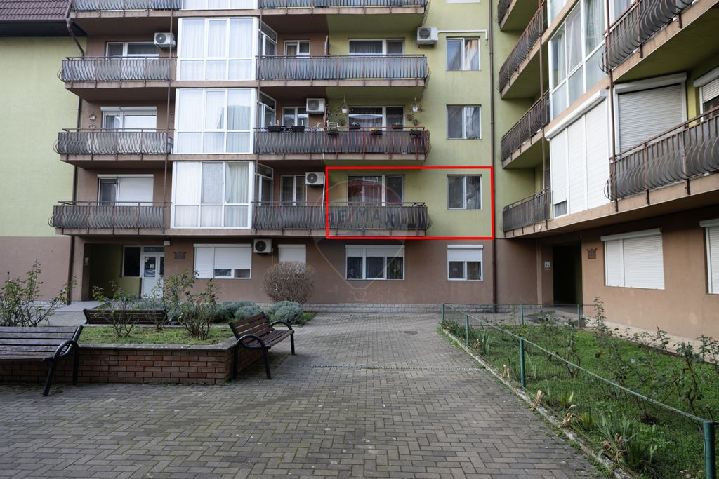 Apartament de vânzare cu 2 camere, Piața Nucetului, Nuf...