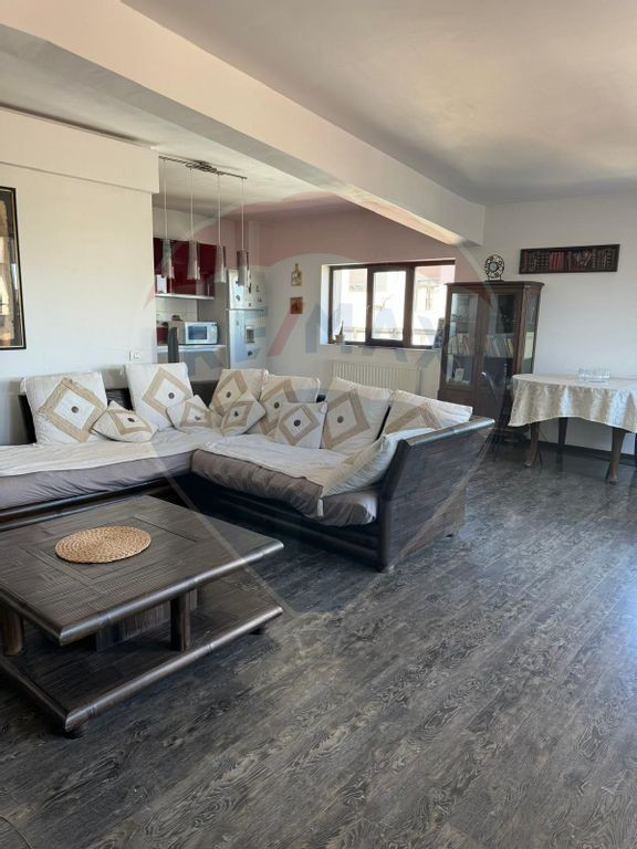 Închiriere Apartament cu 4 camere, Terasa 40mp Nicolae G...