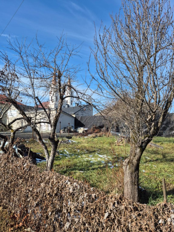 Somcuta Mare, central, 10 ari teren