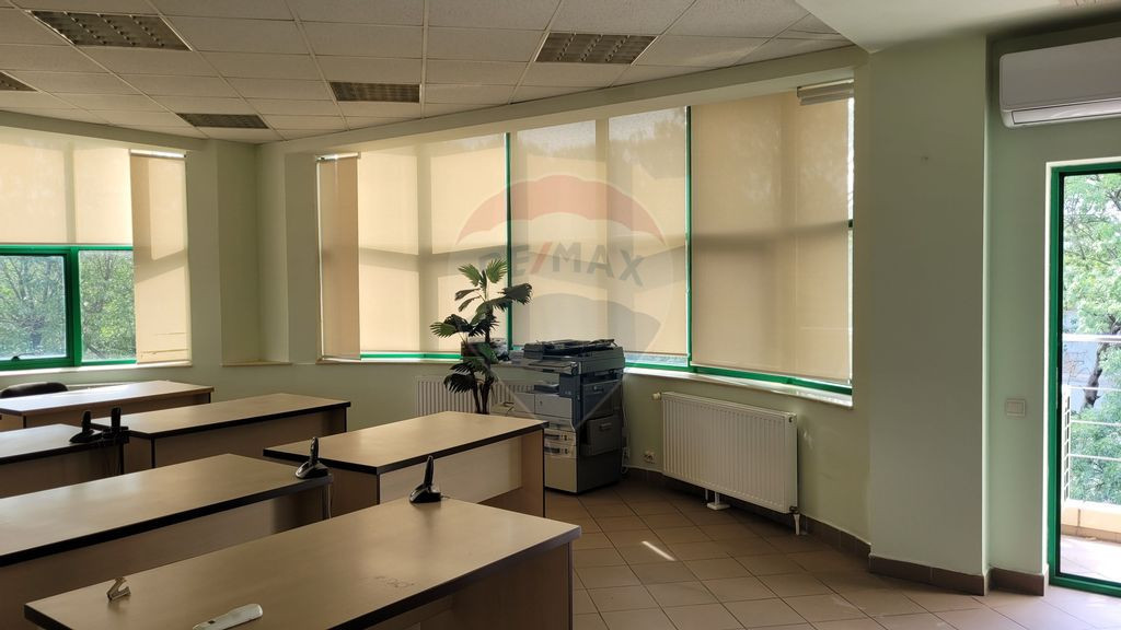 Vânzare cladire birouri P-ța Muncii