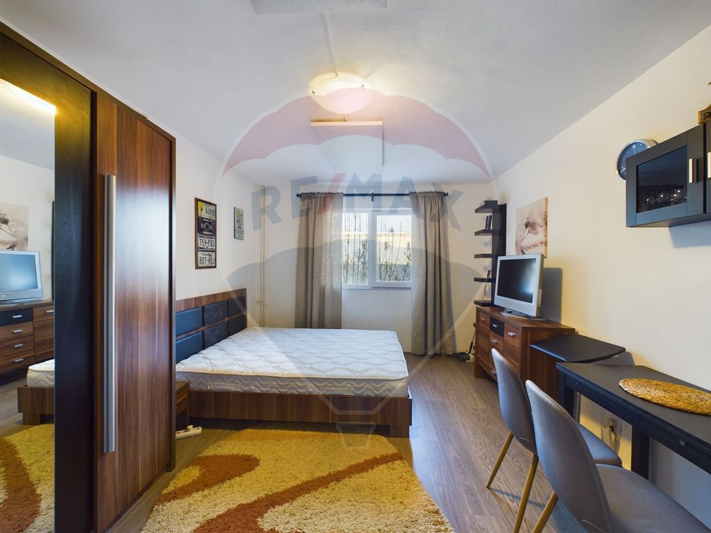 Comision 0%| Garsonieră de închiriat în Astra, mobilat...