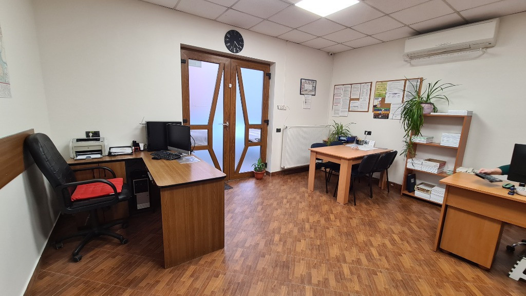 Proprietate cu 2 imobile zona Ultracentrala - ID : RH-42347-property