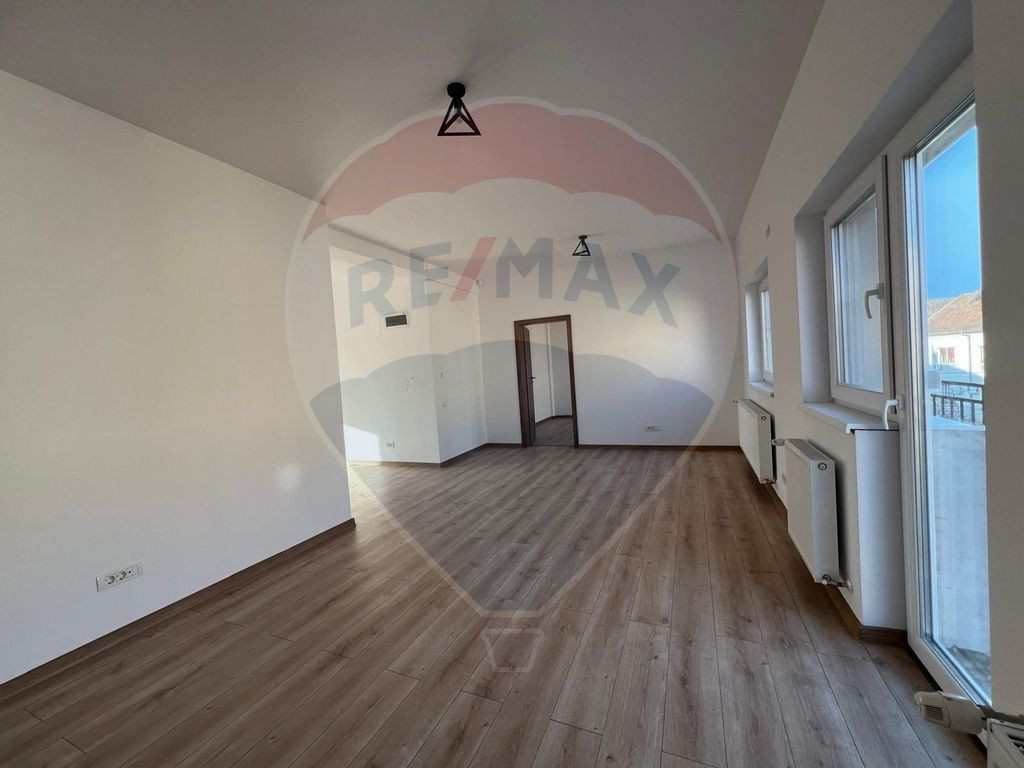 Spațiu pentru birouri de inchiriat in zona Olimpia- Jude...