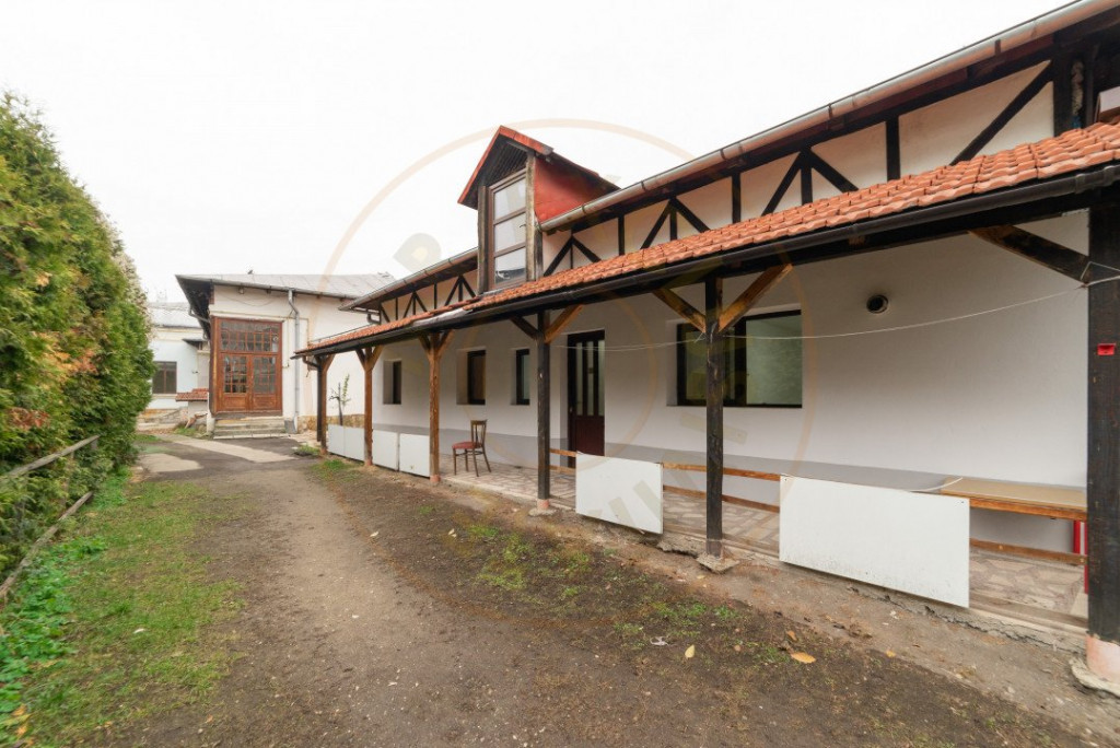 Casă de închiriat în zona centrală – Câmpulung Muscel