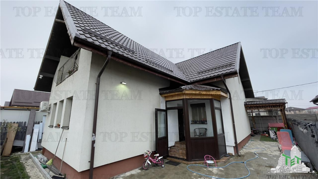 Casa / Vila individuala cu 5 camere in orasul Pantelimon