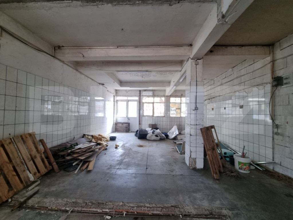 Spaţiu comercial de închiriat în zona Codlea