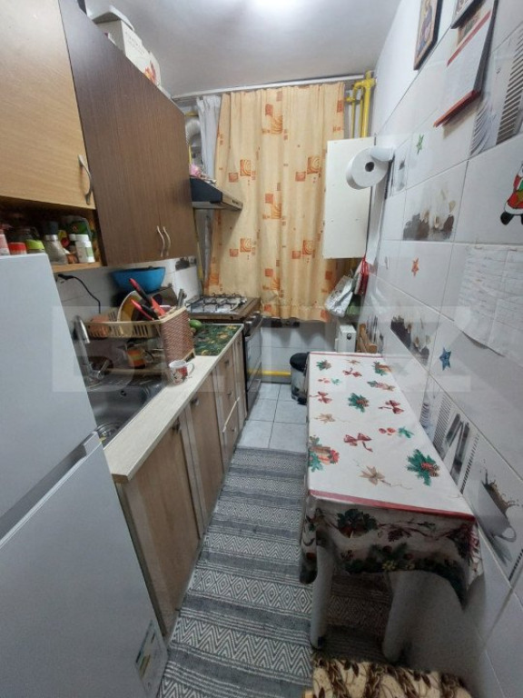 Apartament de vanzare, cu 2 camere, renovat, parter, zona de