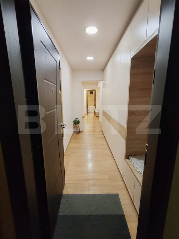 Apartament vânzare/închiriere, cu 3 camere, 70 mp, zona Fo