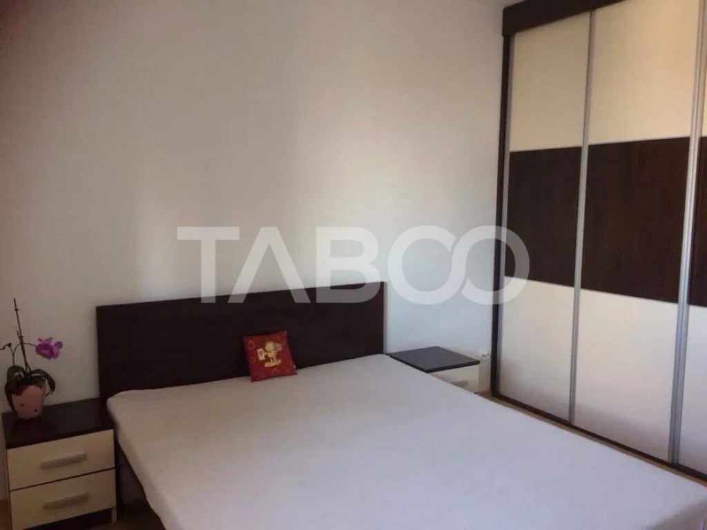 Apartament de inchiriat cu 2 camere si loc de parcare in zo