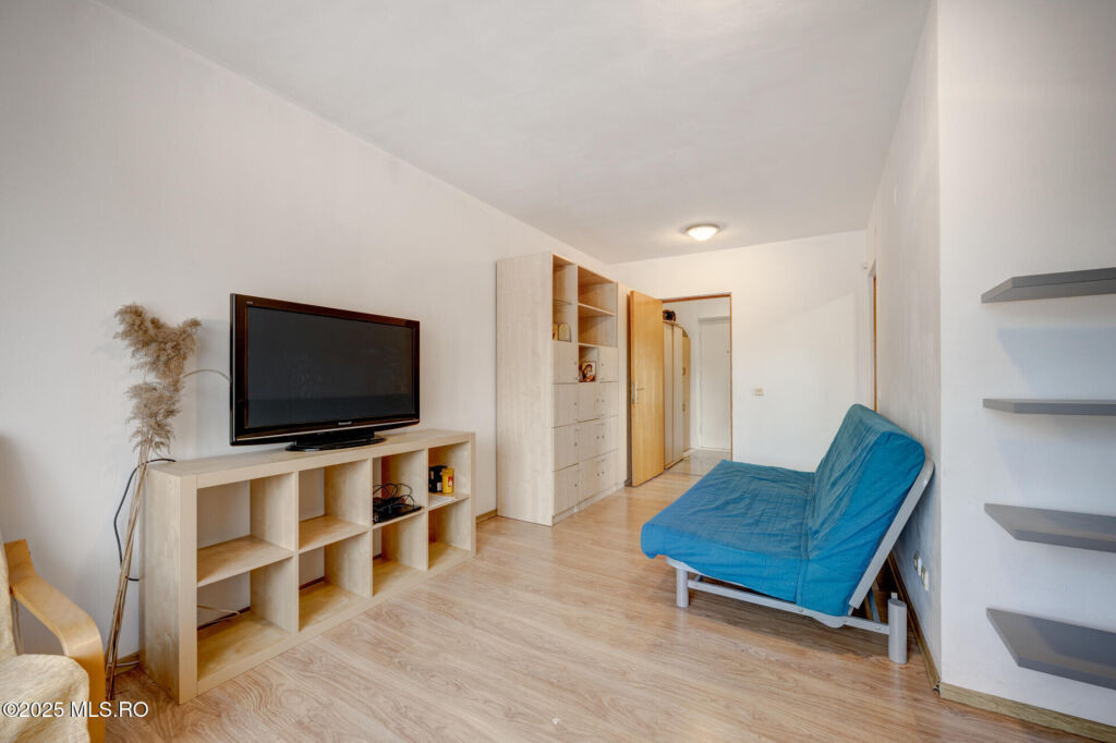 Apartament luminos, 35 mp, Pipera, Bloc 2003