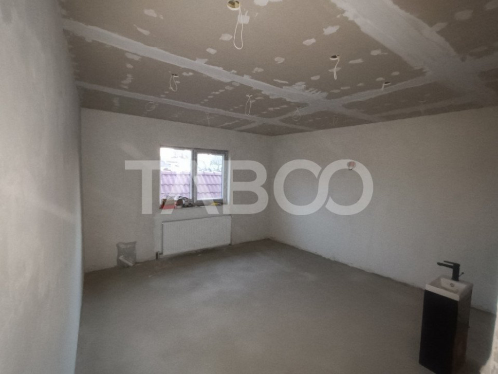 Garsoniera finisata 1 camera 1 baie 23 mp utili Maieri Alba