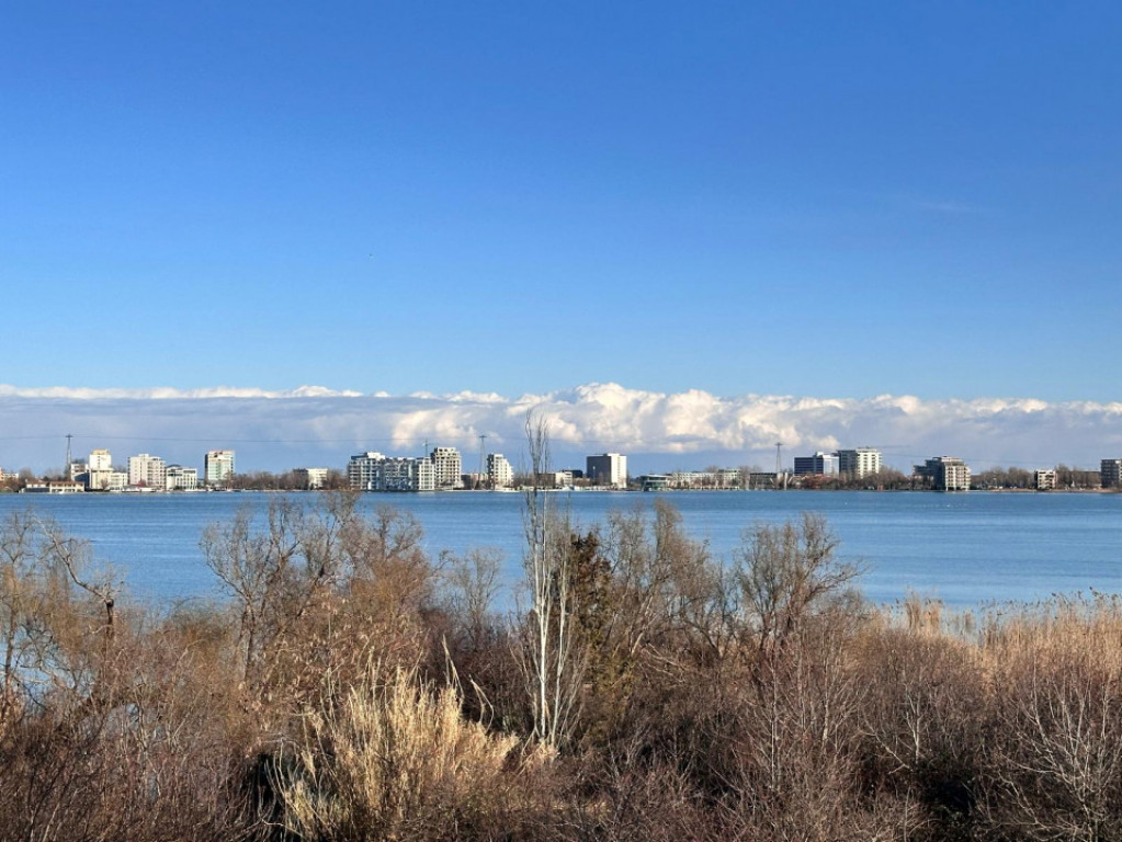 Apartament 3 camere situat in zona PALAZU MARE, in bloc nou