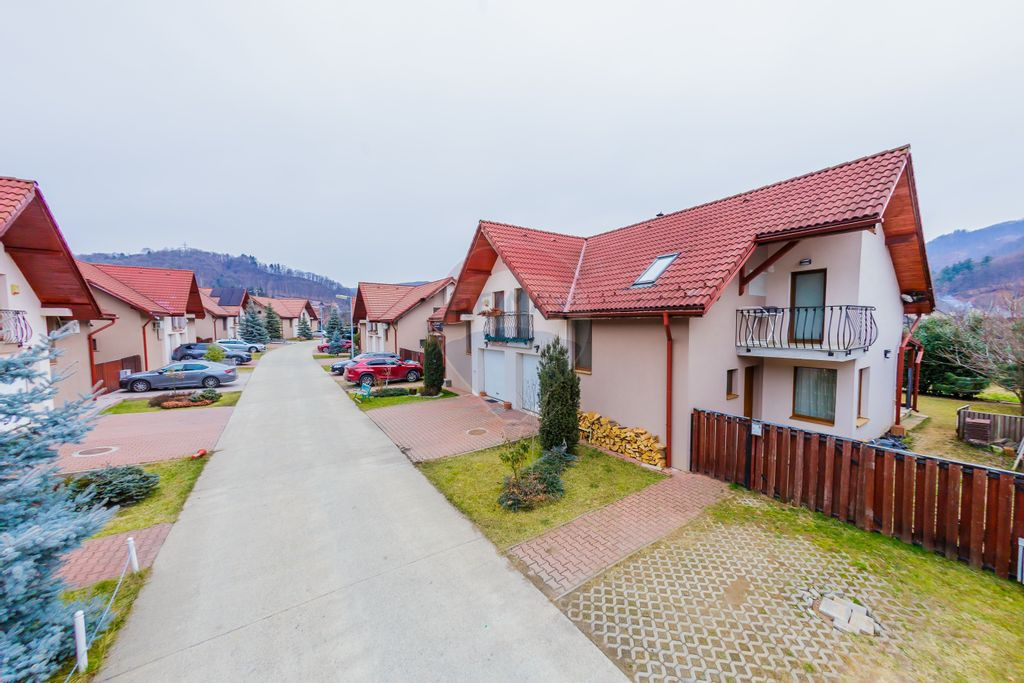 DE VANZARE CASA CU FINISAJE PREMIUM,COMISION 0%